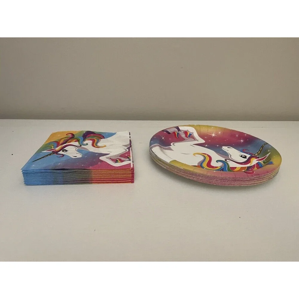 Unicorn Rainbow Party Pack for 16 People | Cake Plates & Napkins
